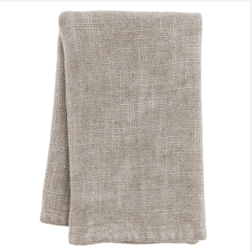 Karma solid linen blend dinner napkins / 2 set of 2 soft, yet durable / NWT
